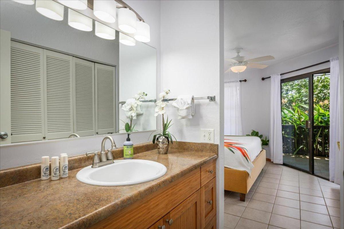 Kona Westwind 1 New! Quiet Ocean-View 1St Floor | Patio | Pool Villa Kailua-Kona Luaran gambar